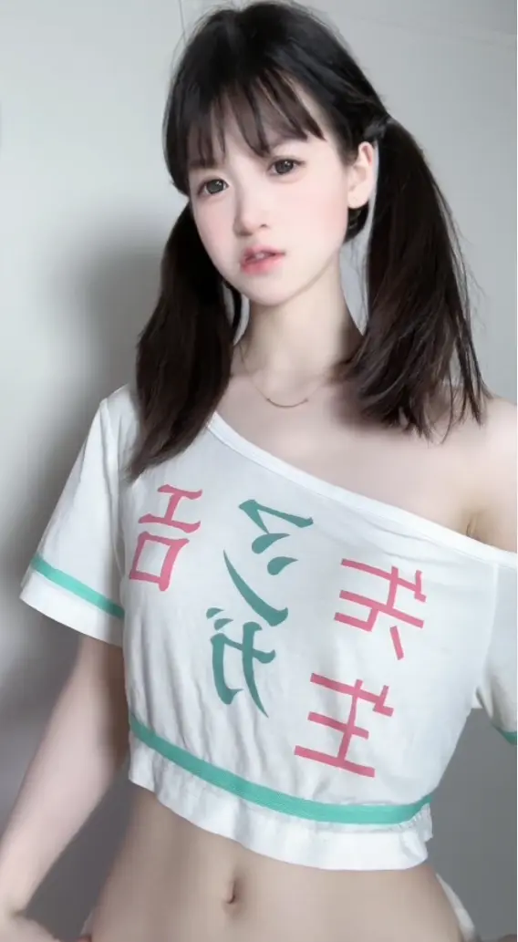 《萌小栖》完整版4K超清未删减-萌系写真全套收录-内嵌字幕无水印-百度网盘资源下载